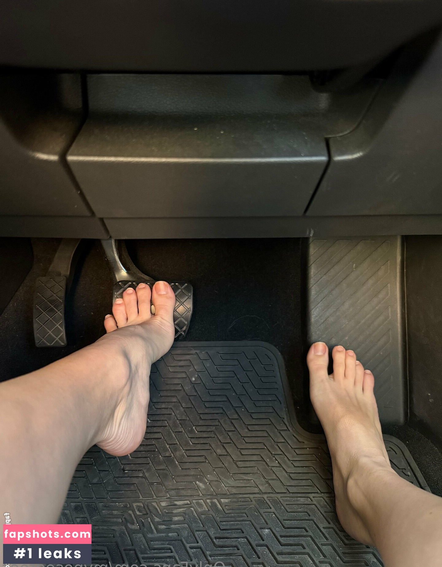 myposedtoes Filtración Desnuda OnlyFans Foto #3 - Fapshots