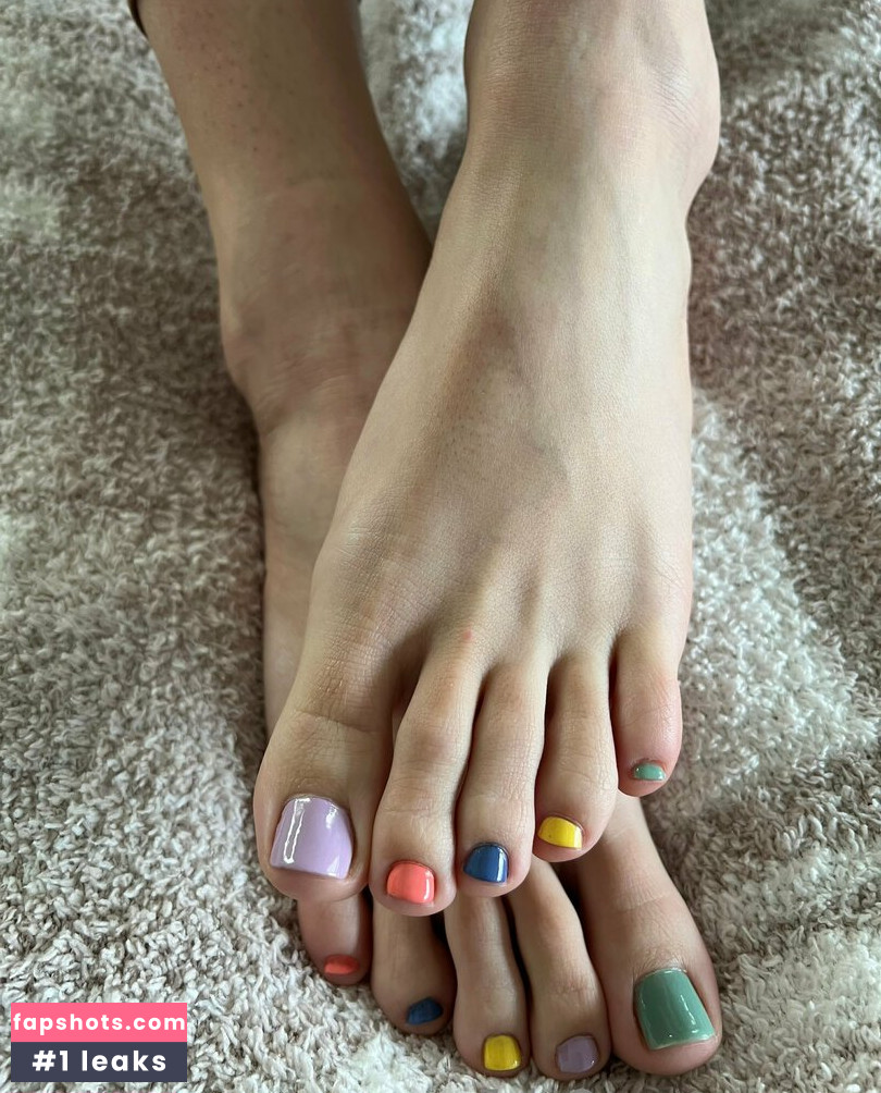 myposedtoes gallery photo #101
