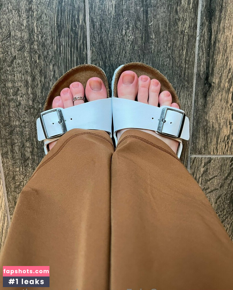 myposedtoes gallery photo #102