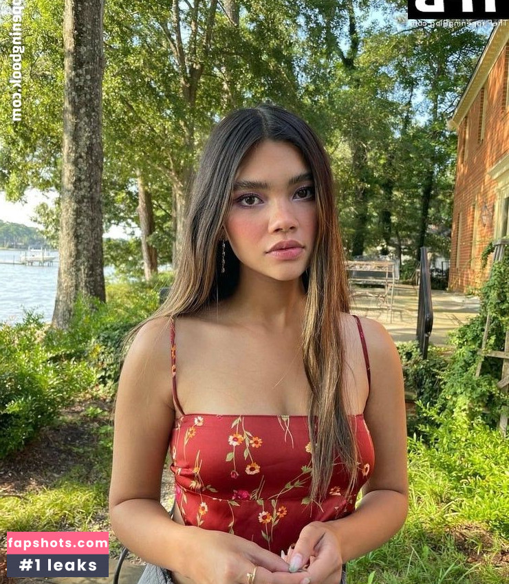 Myra Molloy gallery photo #17