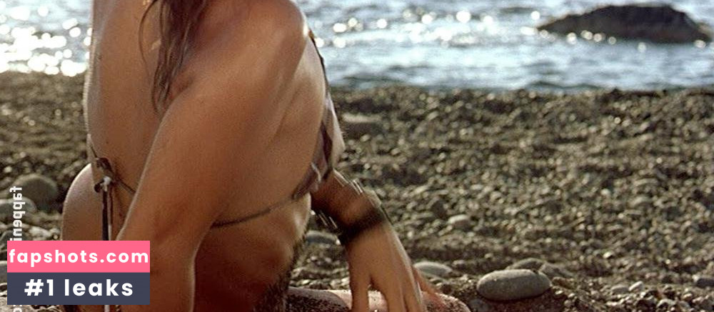 Myriam Catania gallery photo #2