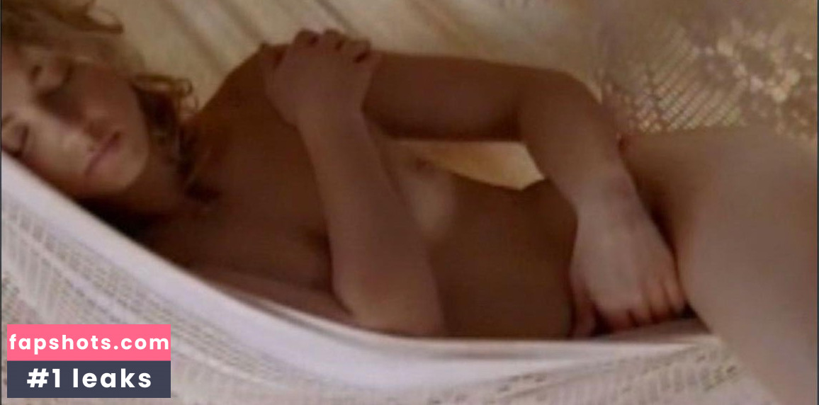 Myriam Catania gallery photo #6