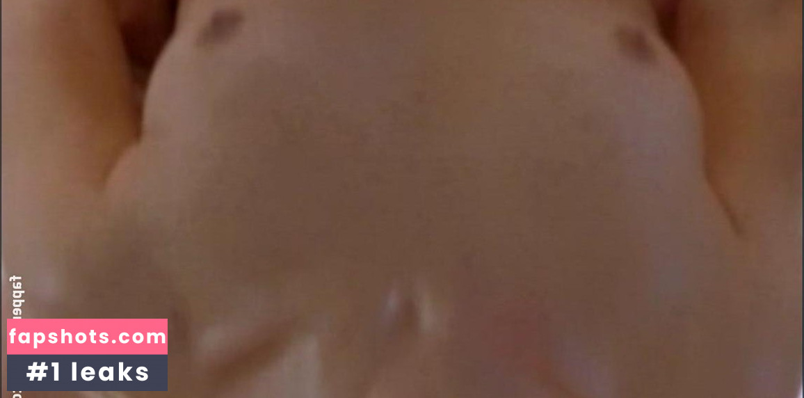 Myriam Catania gallery photo #10