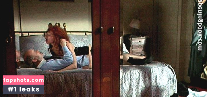 Myriam Mézières gallery photo #18