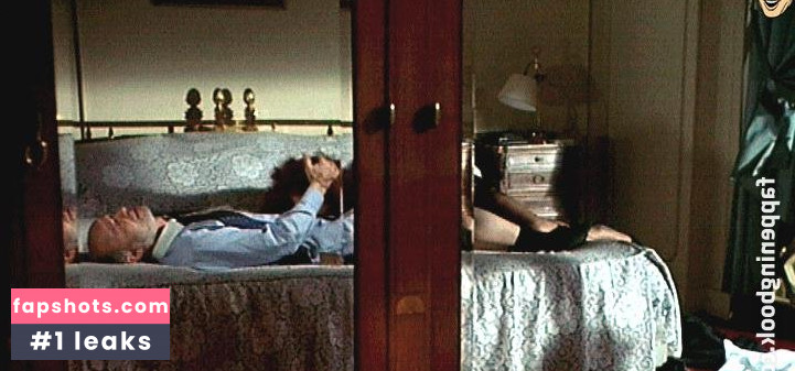 Myriam Mézières gallery photo #19