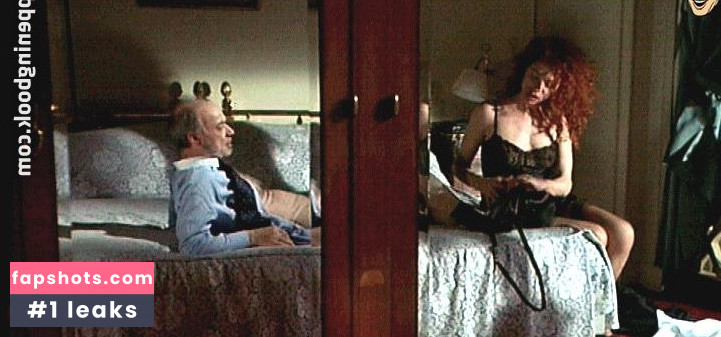 Myriam Mézières gallery photo #20