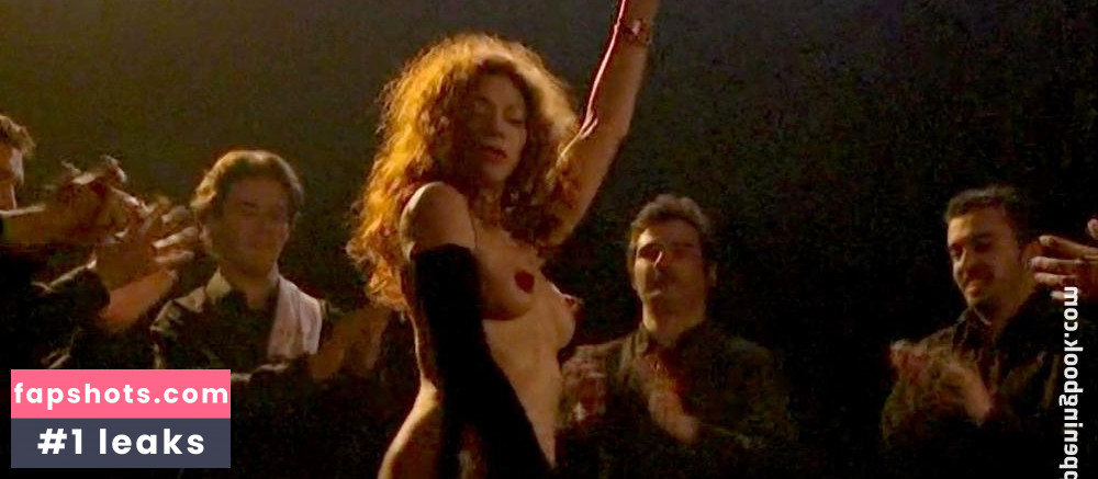 Myriam Mézières gallery photo #29