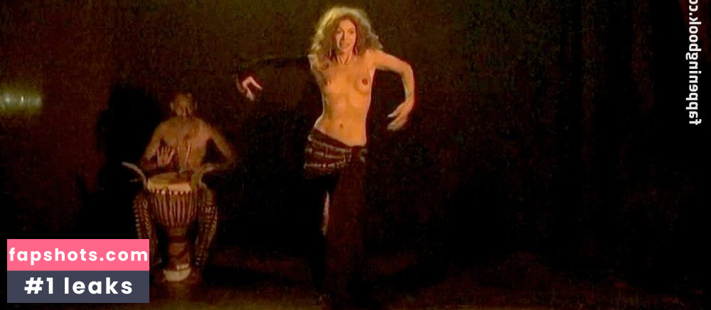 Myriam Mézières gallery photo #33