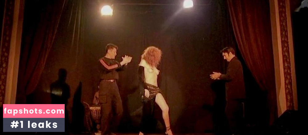 Myriam Mézières gallery photo #35