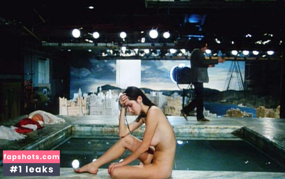 Myriem Roussel gallery photo #29