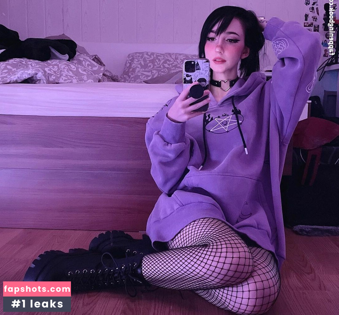 Myrteya nude babe gallery