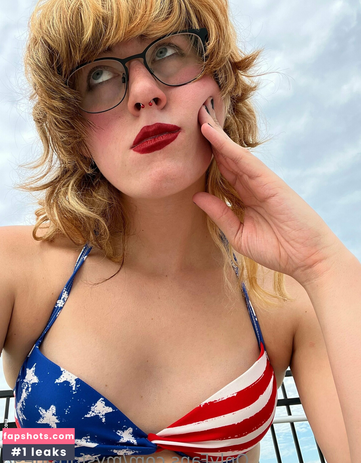 Mysfortune98 nude babe gallery