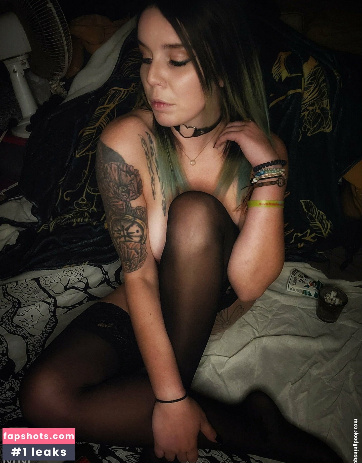 mysteriousmoon gallery photo #3