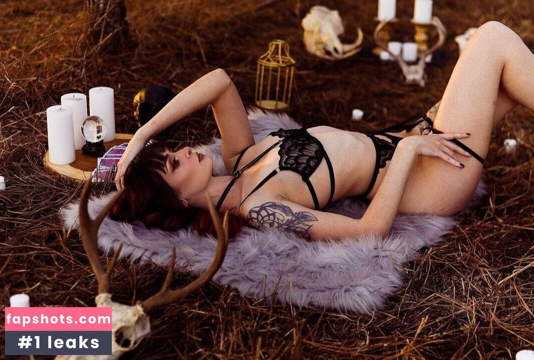 Mystichan gallery photo #5