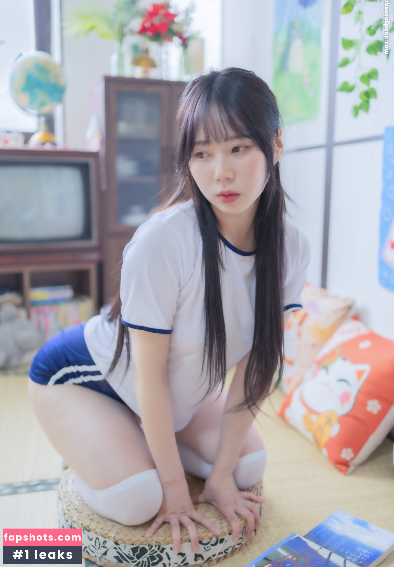 Myu-A gallery photo #11