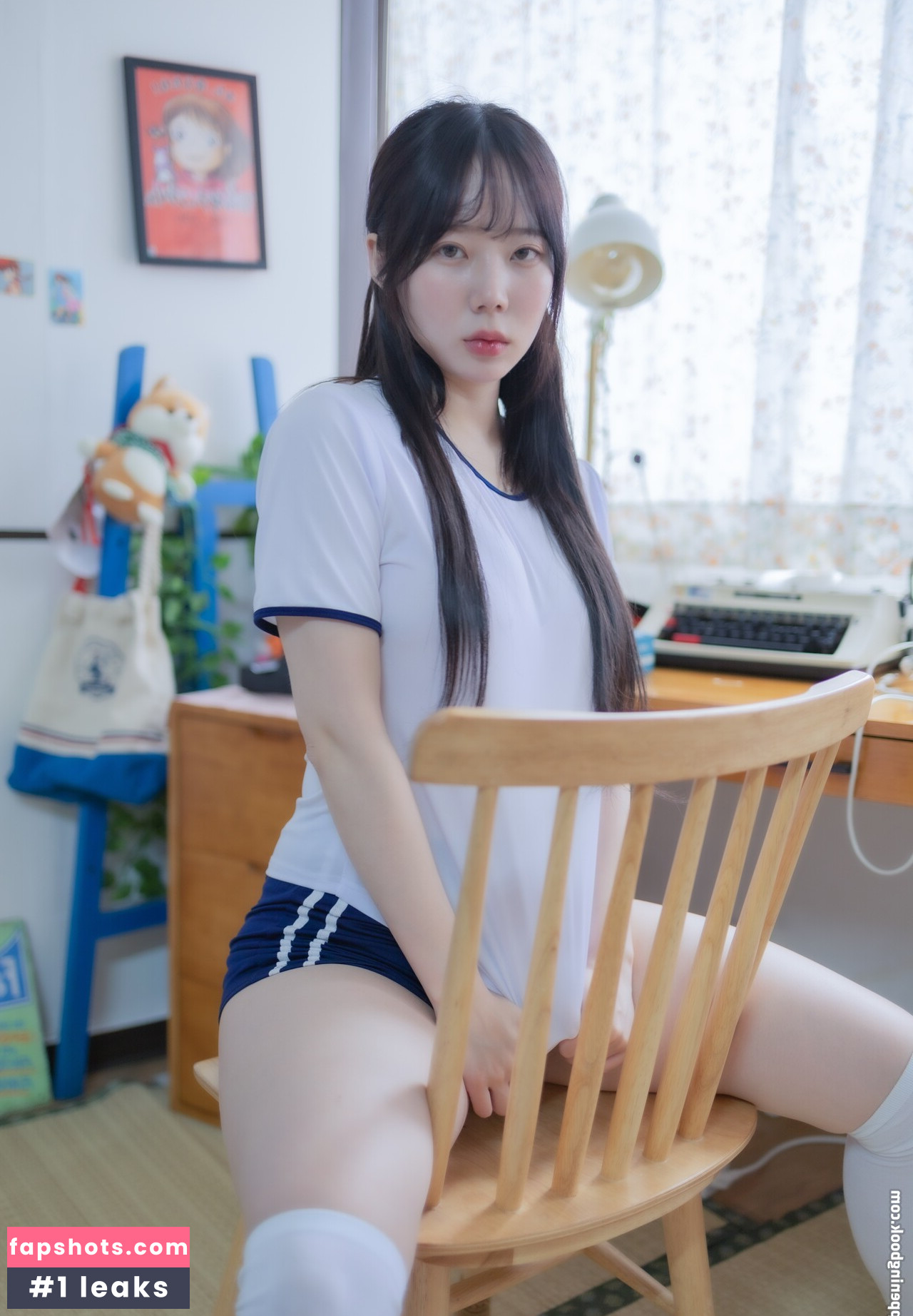 Myu-A gallery photo #9