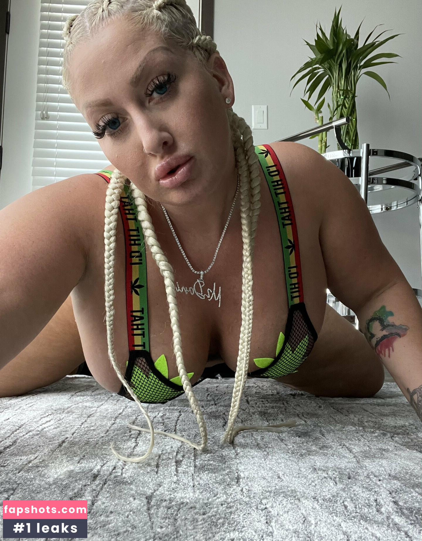 MzDani Nahé úniky fotek pouze od fanoušků #30 - Fapshots