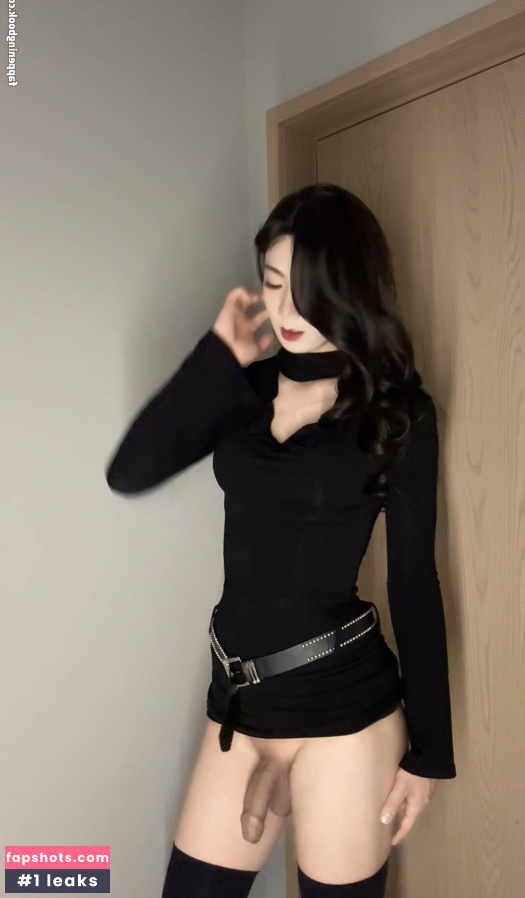 Naaaaako gallery photo #4