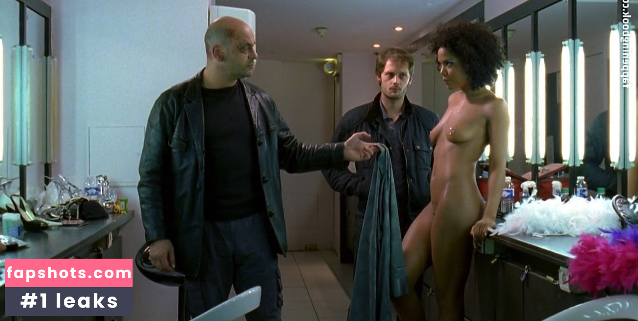 Naamah Saint-Hilaire gallery photo #2