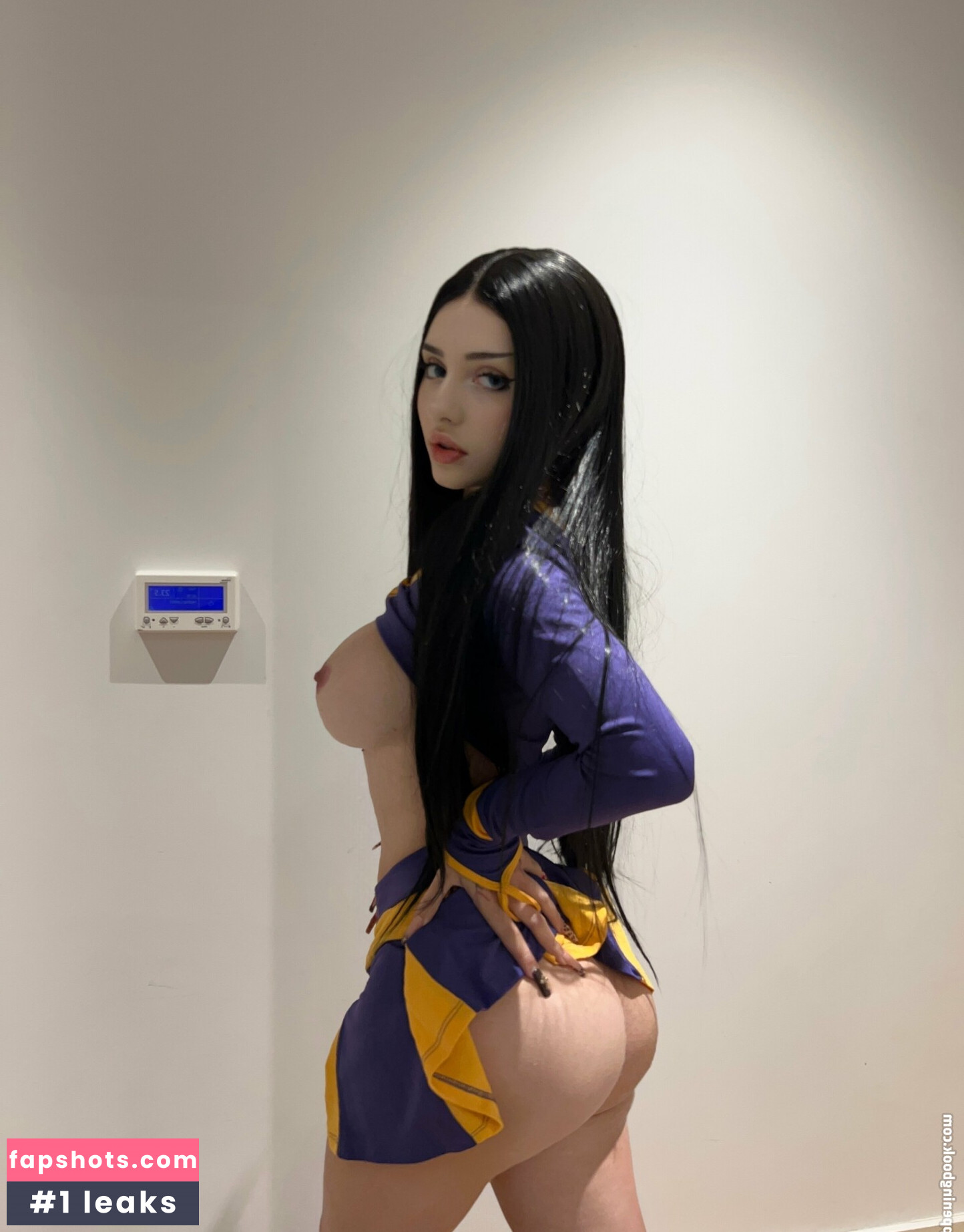 Nacre Victoire gallery photo #57