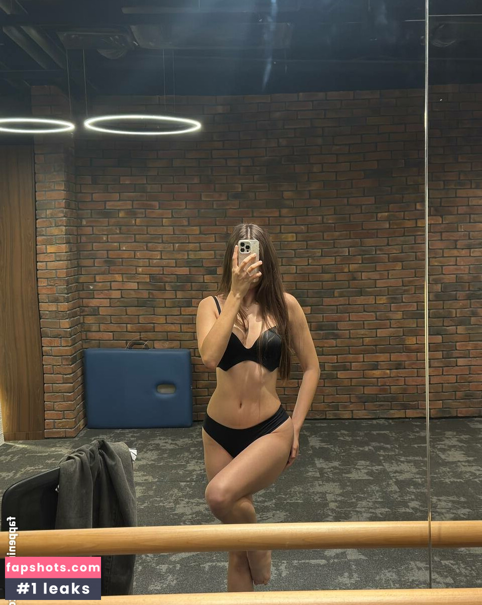 Nad_y_u_sha gallery photo #2