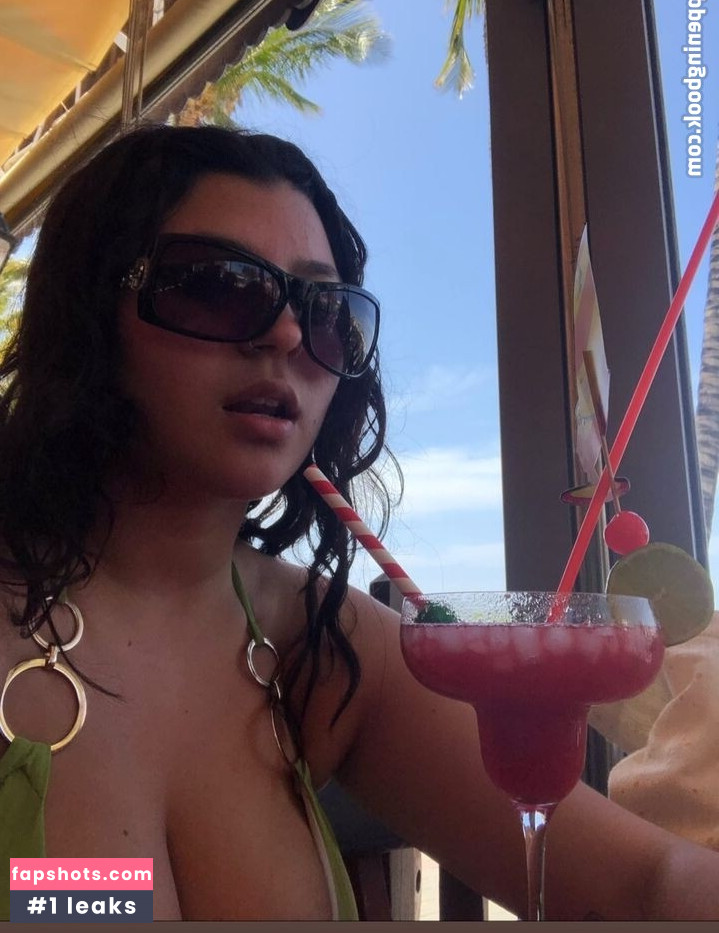 Nada C gallery photo #17