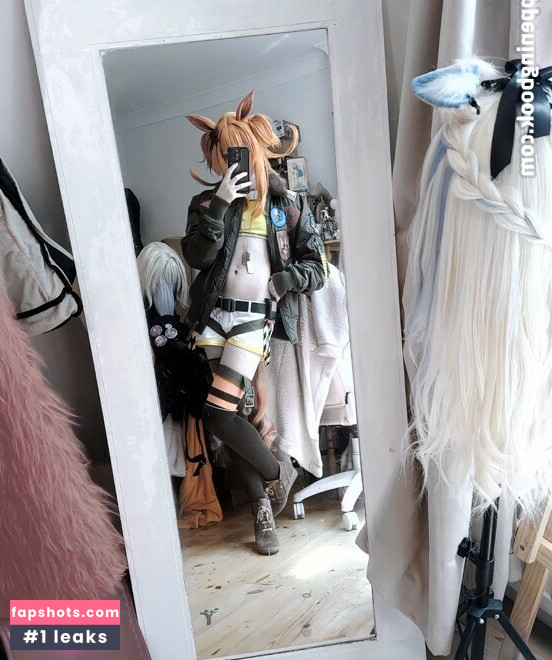 Nadecola9 gallery photo #9