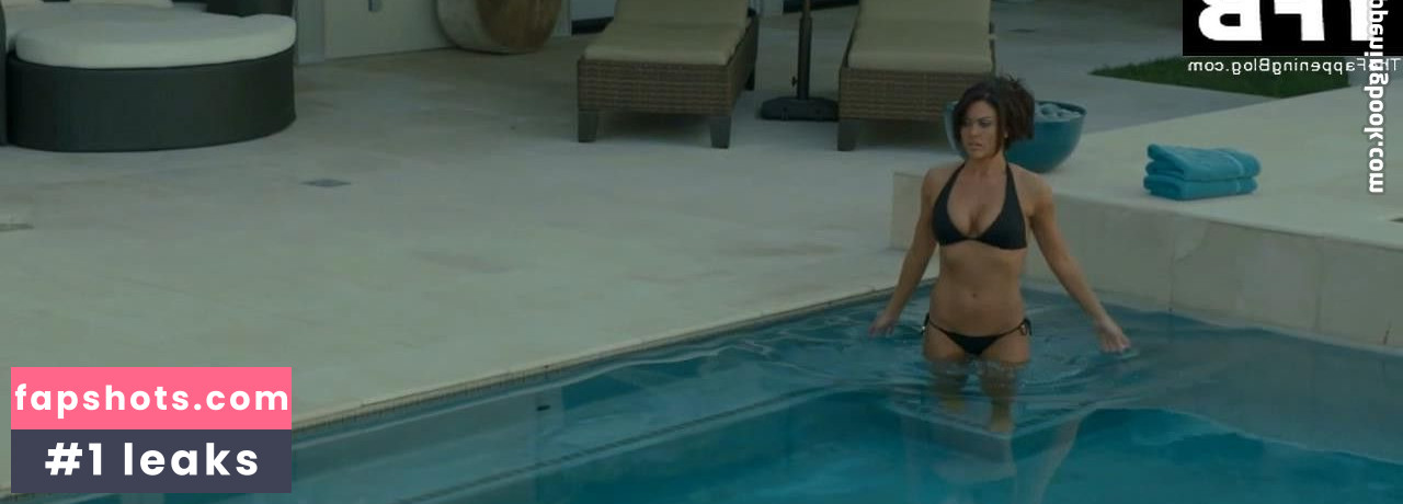 Nadia Bjorlin gallery photo #30