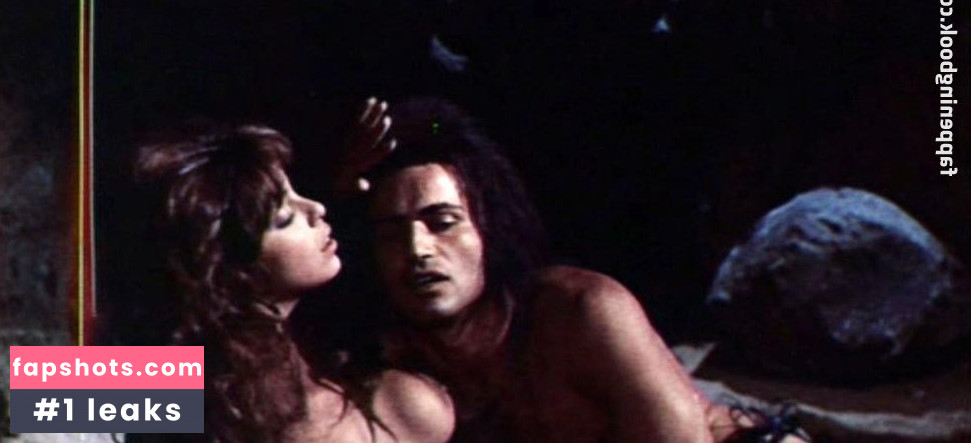 Nadia Cassini gallery photo #3