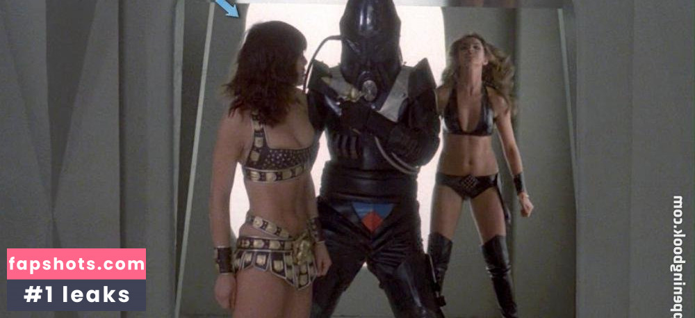 Nadia Cassini gallery photo #8