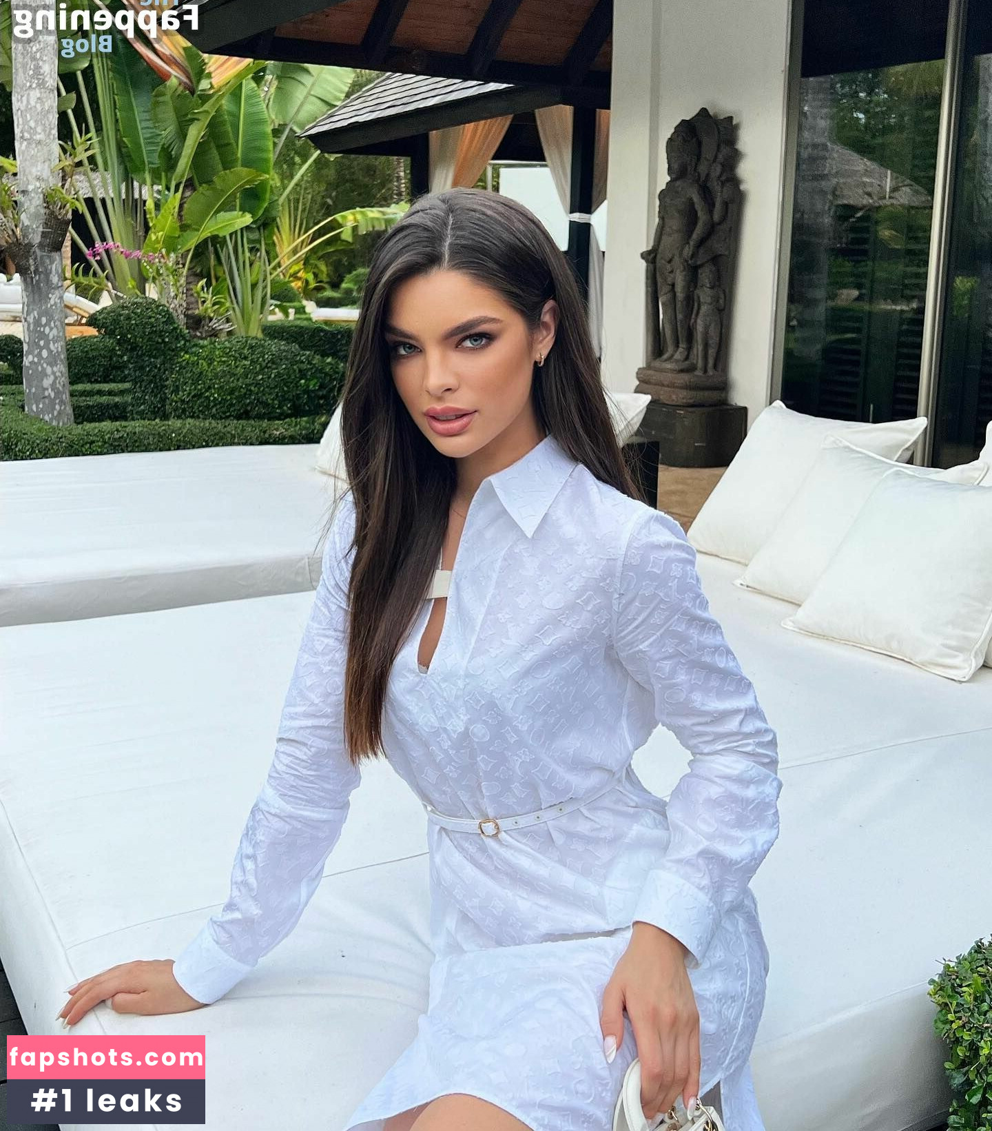 Nadia Ferreira gallery photo #11