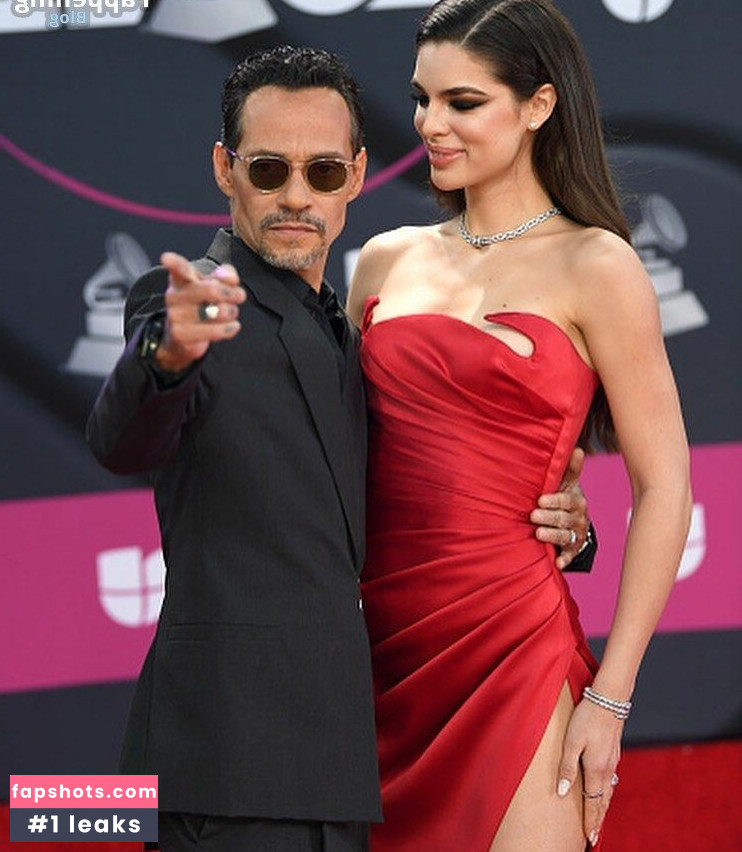 Nadia Ferreira gallery photo #4