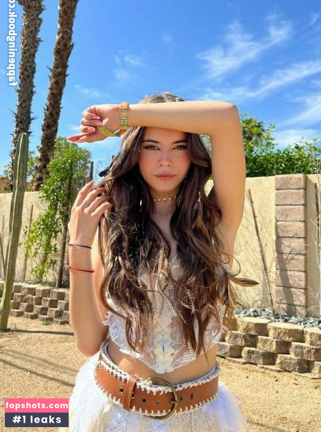 Nadia Vilaplana nude babe gallery