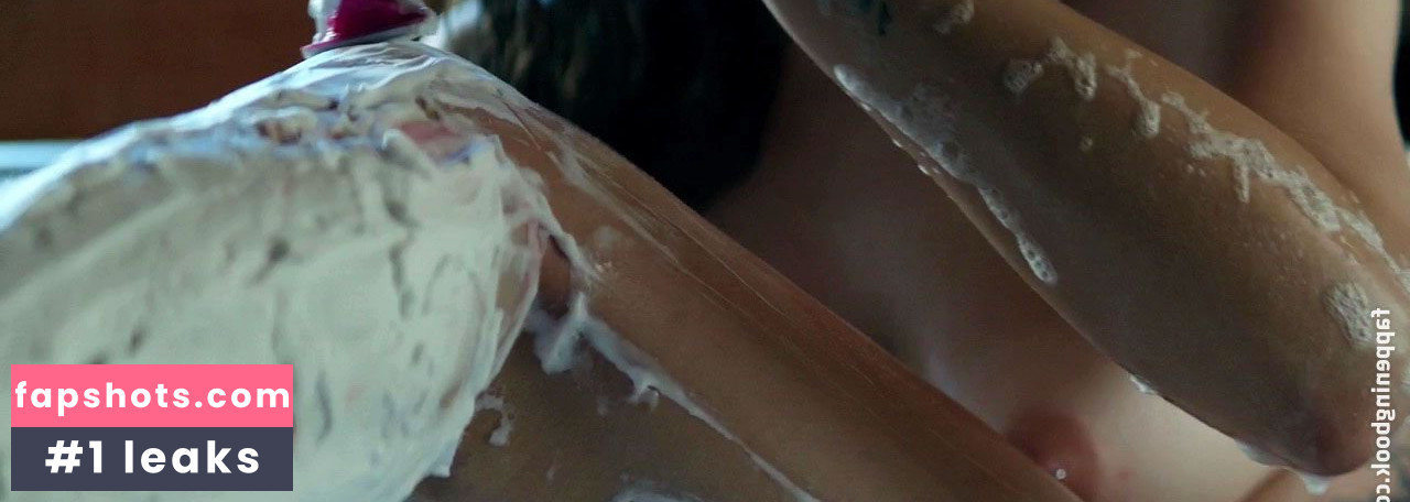 Nadine Crocker gallery photo #31