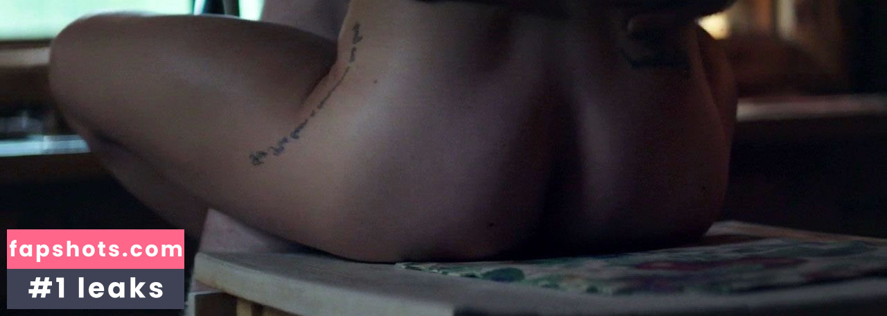 Nadine Crocker gallery photo #33