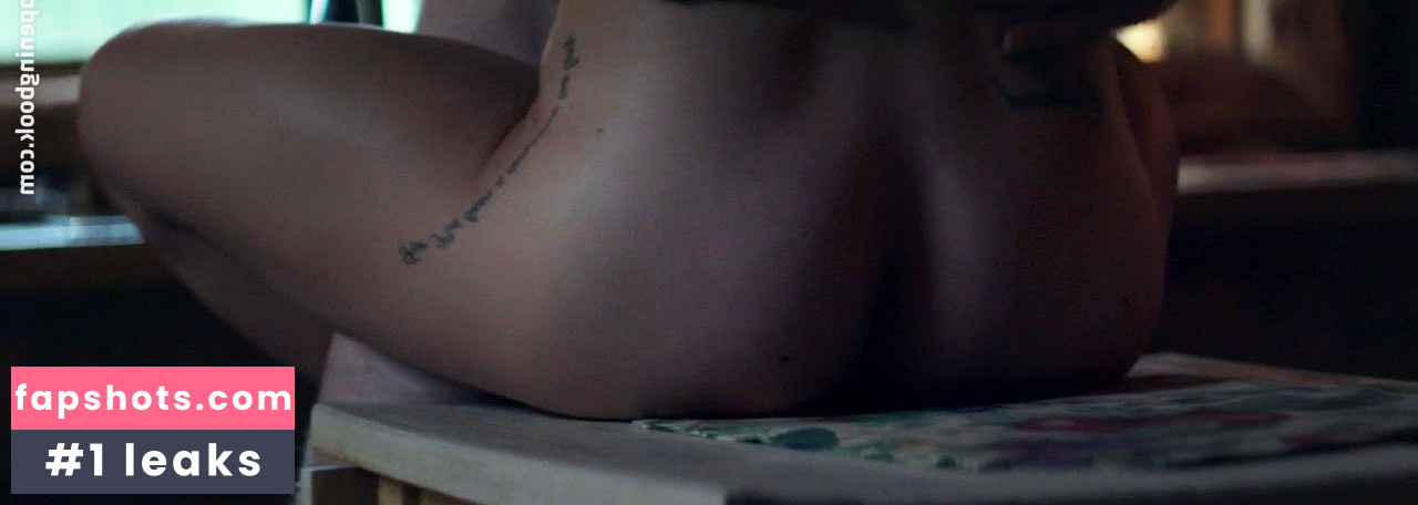 Nadine Crocker gallery photo #5