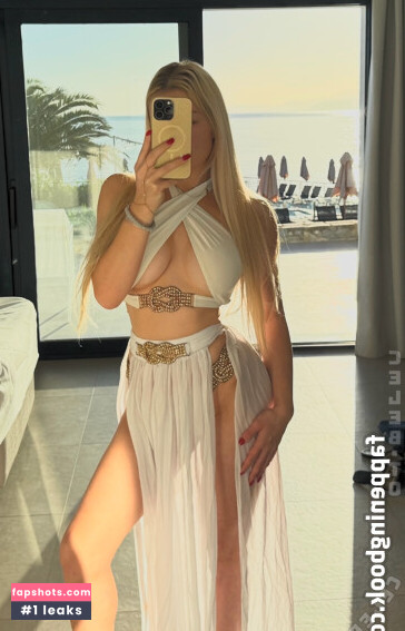 Nadine Kierspel gallery photo #11