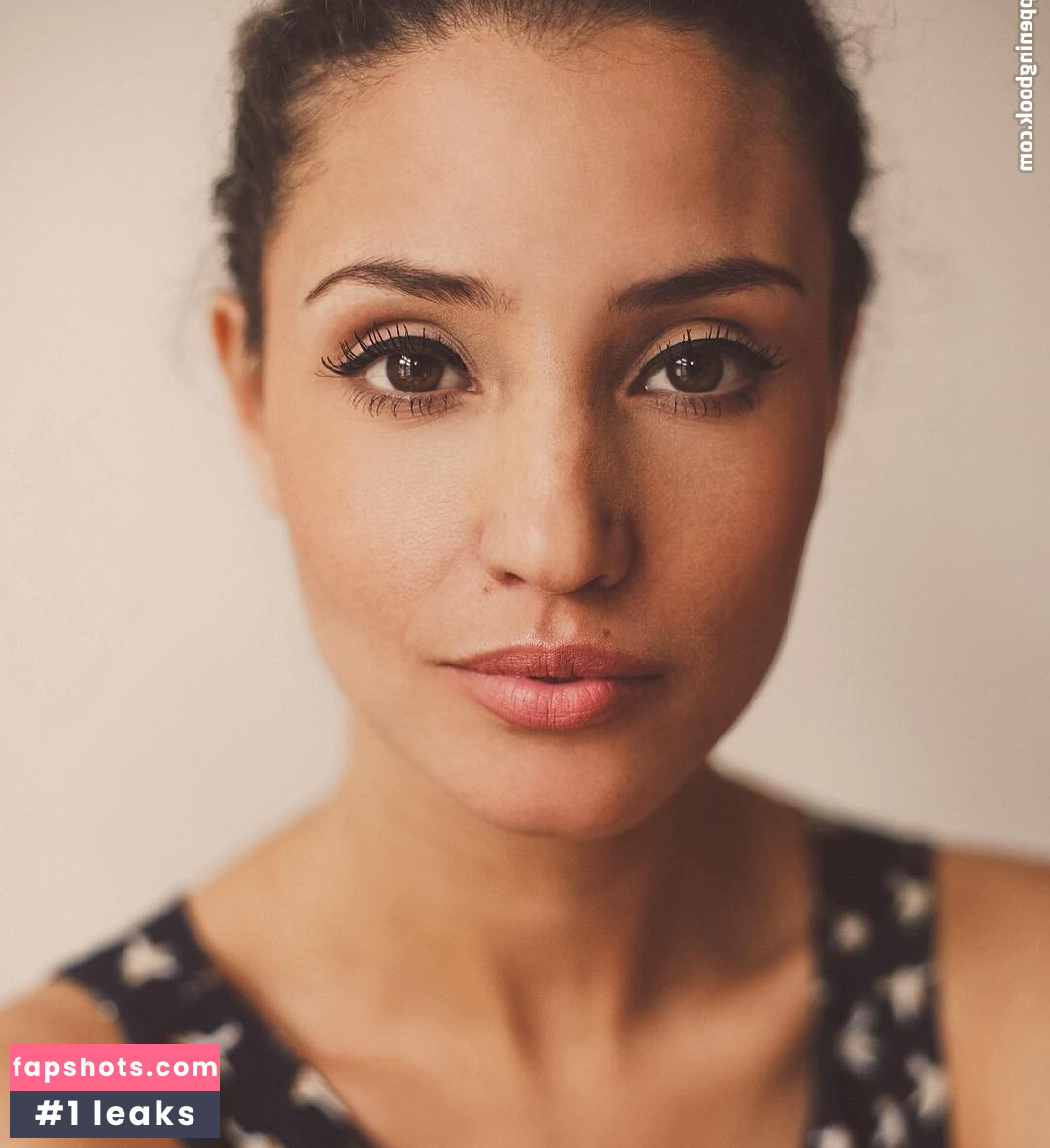 Nadine Menz gallery photo #21