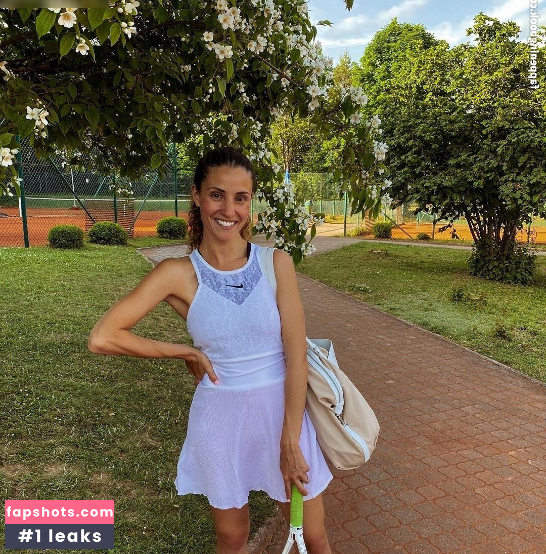 Nadine Menz gallery photo #27