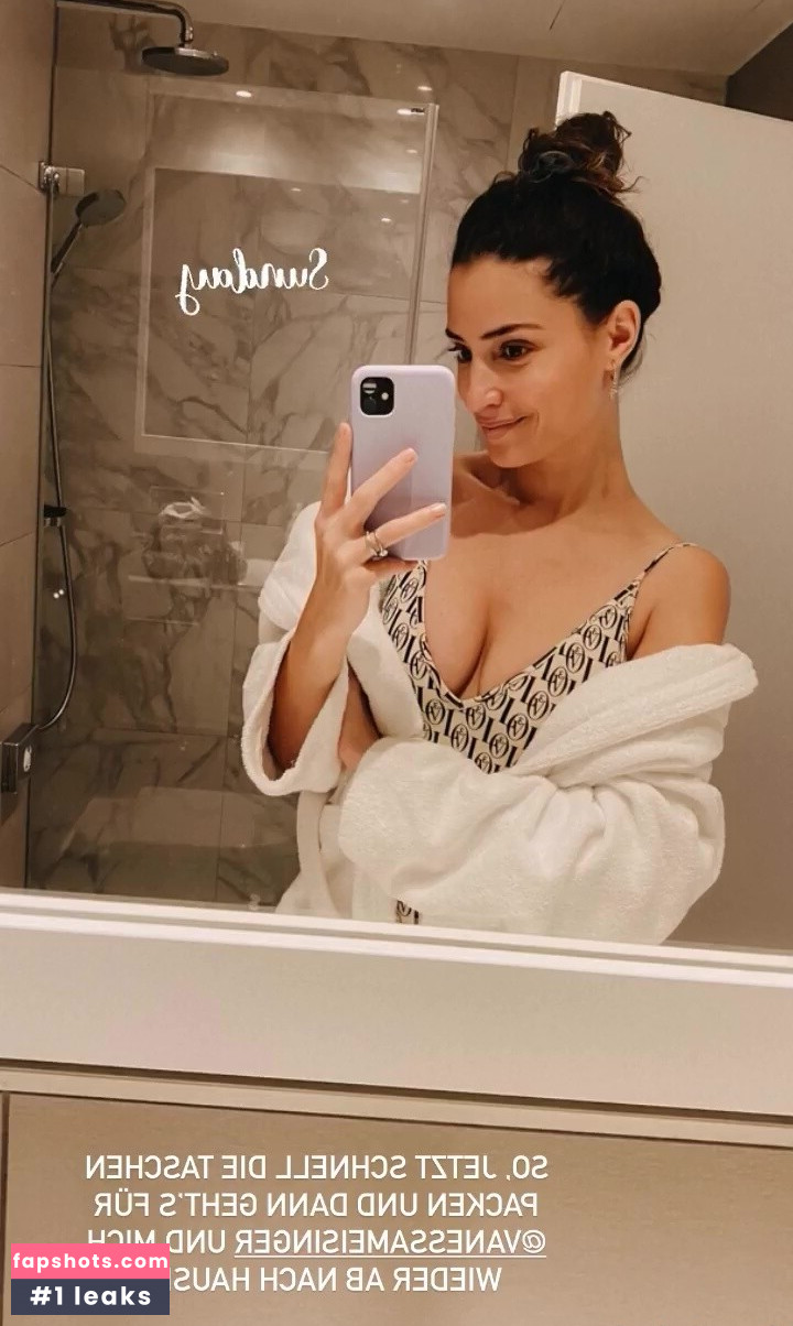 Nadine Menz gallery photo #35