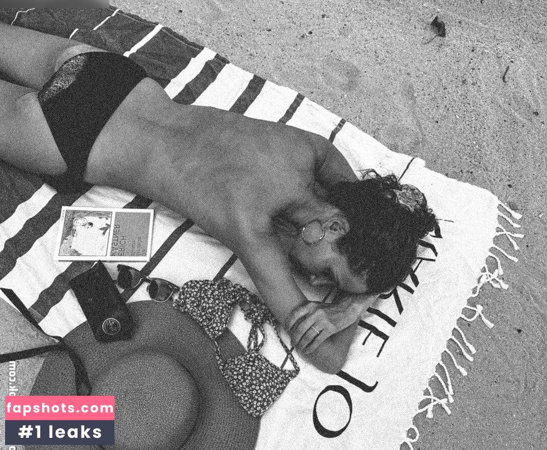 Nadine Menz gallery photo #5