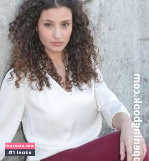 Nadine Menz gallery photo #43