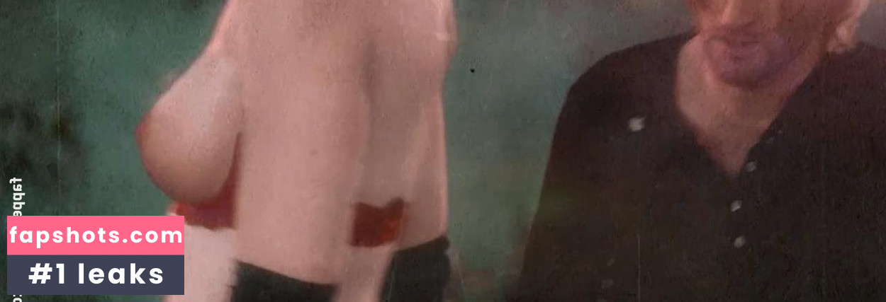 Nadine Petry gallery photo #3