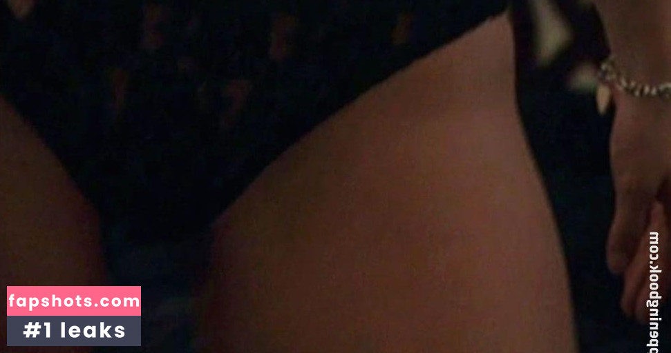 Nadine Riess gallery photo #4