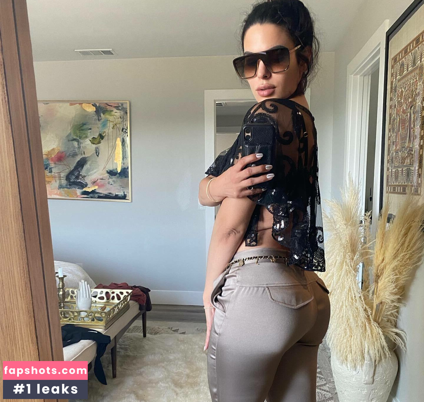 Nadine Velazquez gallery photo #18