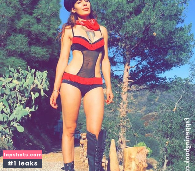 Nadine Velazquez gallery photo #378