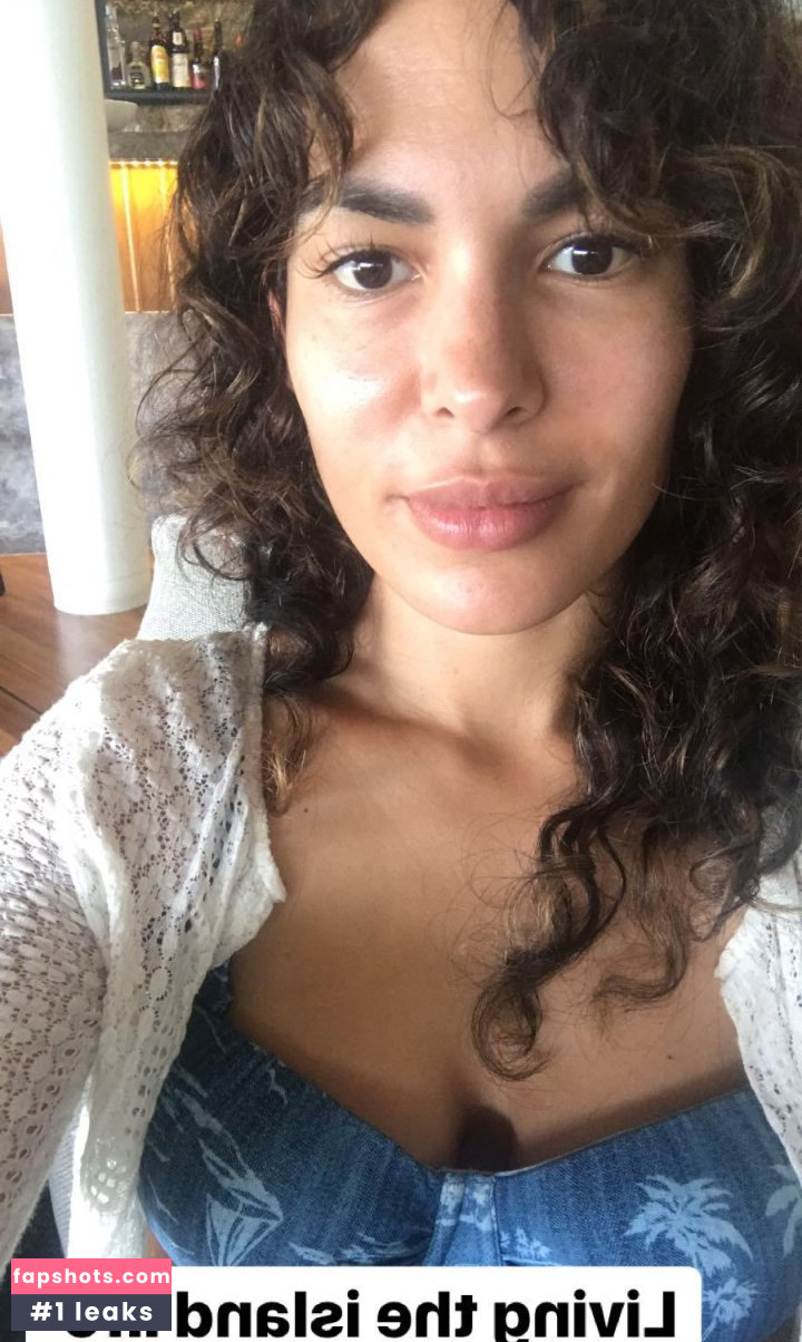 Nadine Velazquez gallery photo #441