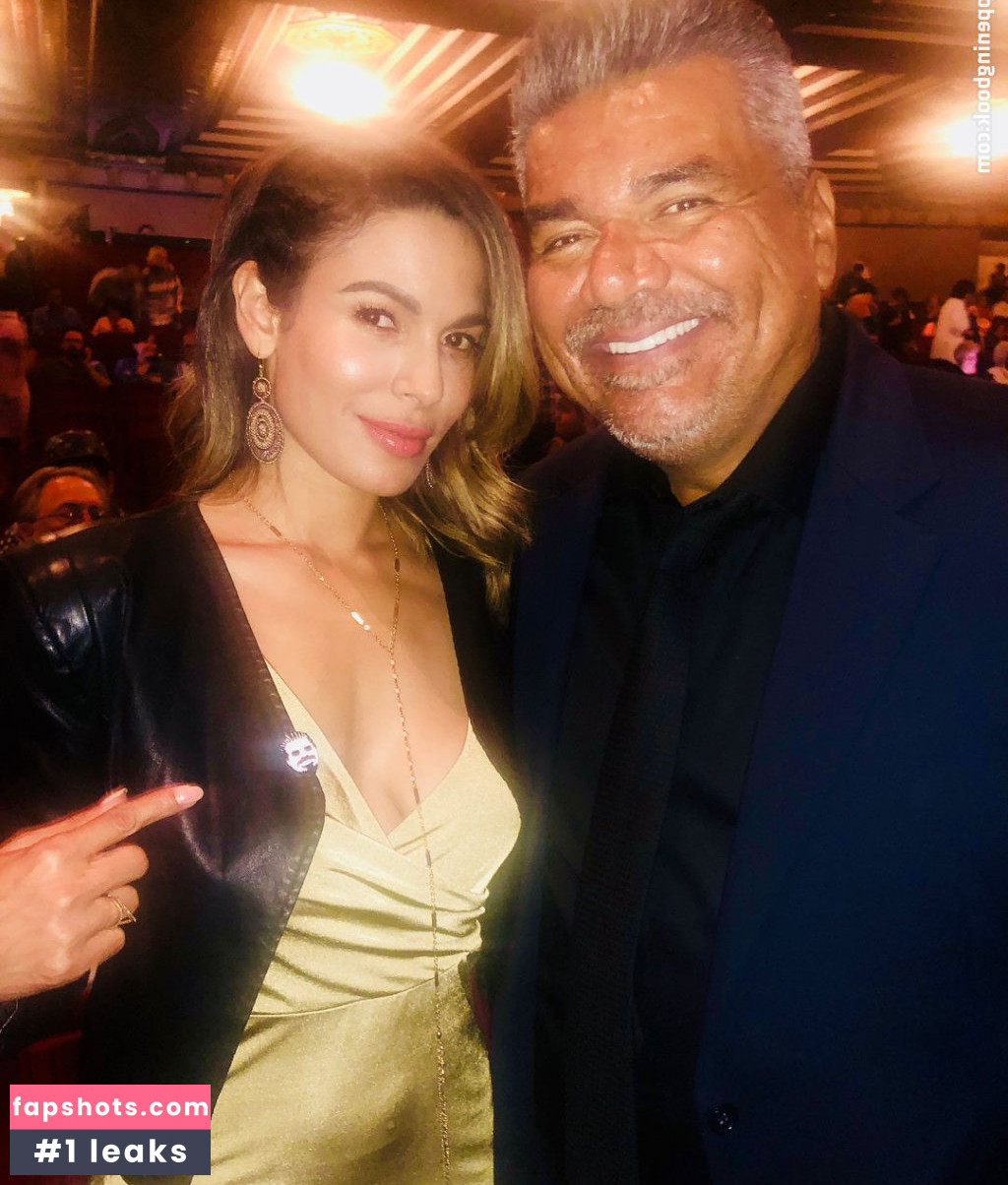 Nadine Velazquez gallery photo #445