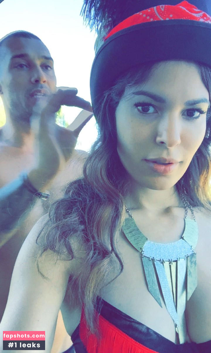 Nadine Velazquez gallery photo #451