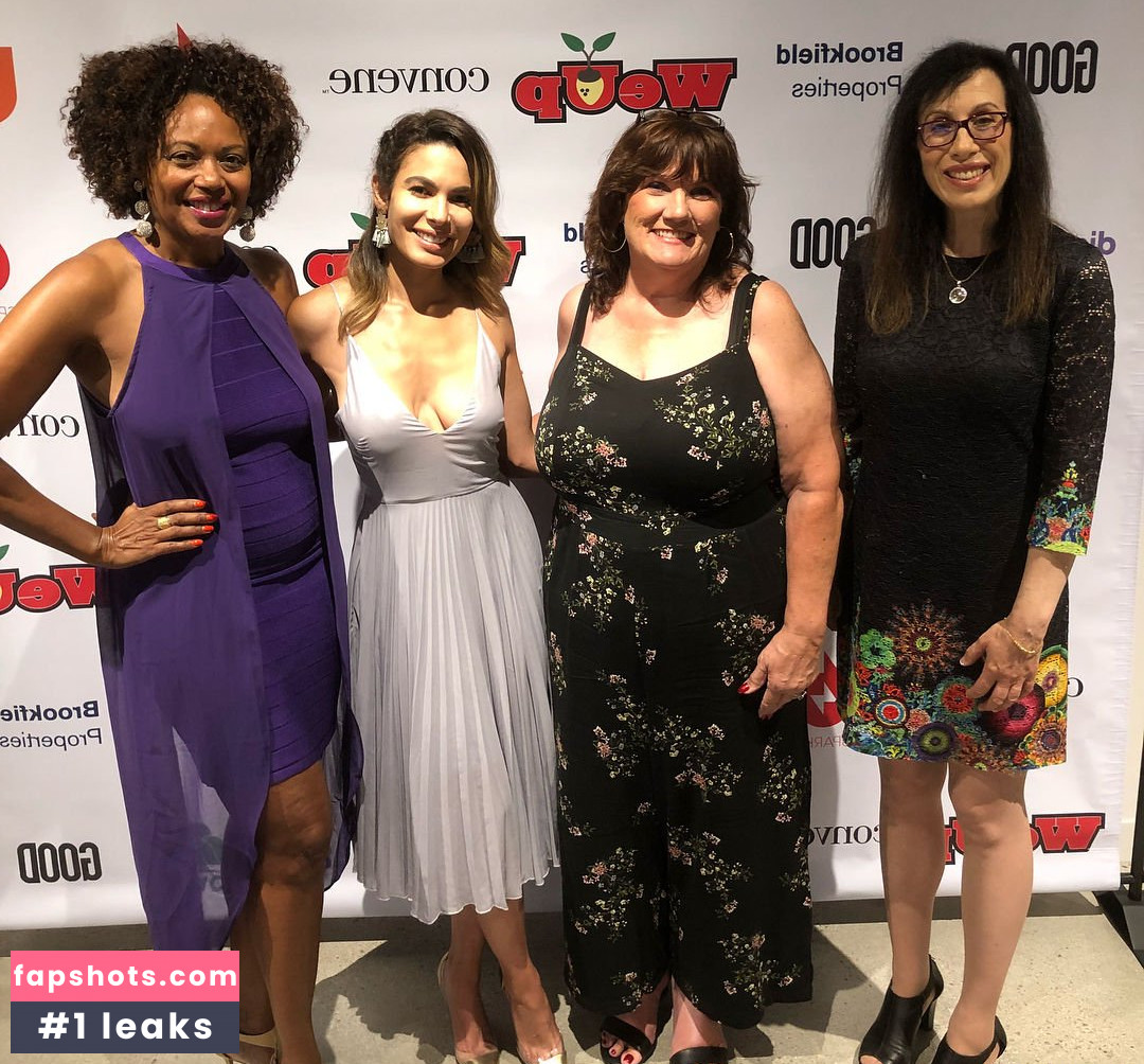 Nadine Velazquez gallery photo #464